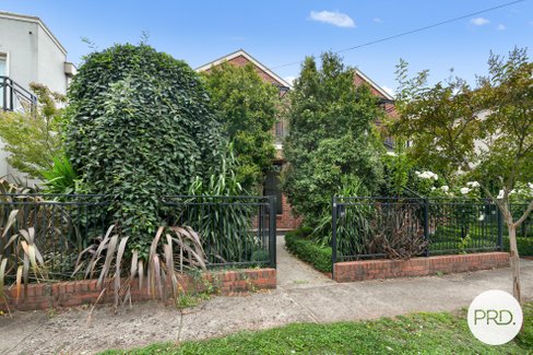 1/10 Devon Street, LAKE WENDOUREE VIC 3350