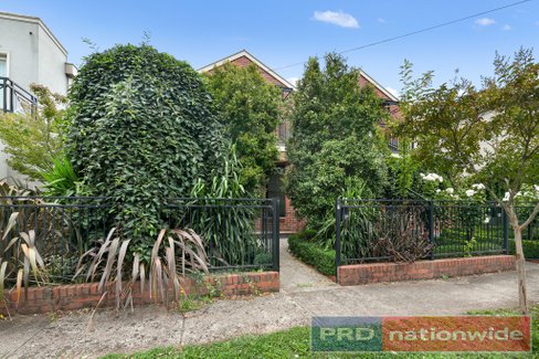 1/10 Devon Street, LAKE WENDOUREE VIC 3350