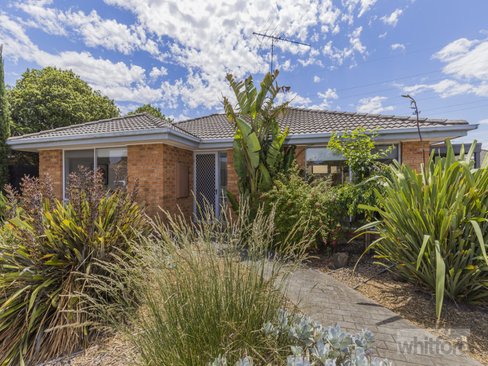 1/10 Greenville Drive, Grovedale