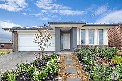 110 Sundance Boulevard, WINTER VALLEY VIC 3358