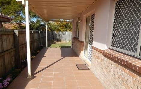 1/10 Tanias Place, LABRADOR QLD 4215