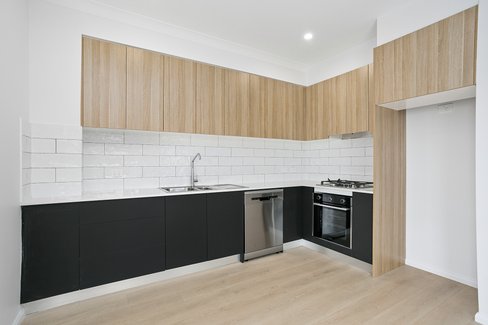1/10 Taylor Rd, ALBION PARK NSW 2527