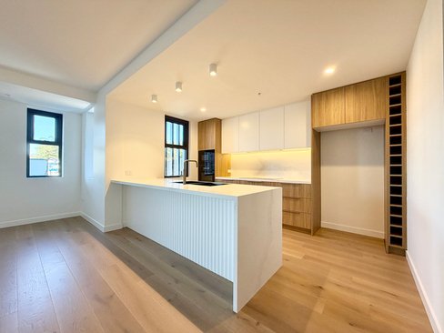 1/10 Thurlow Avenue, NELSON BAY