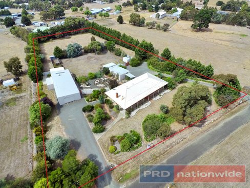 1100 Smythesdale -Sebastopol Road, ROSS CREEK VIC 3351