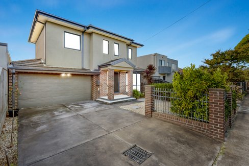 1 101 Parkmore Road Bentleigh East 3165