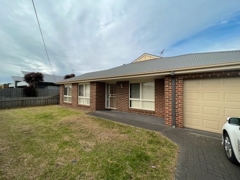 1/102 McClelland Street Bell Park 3215