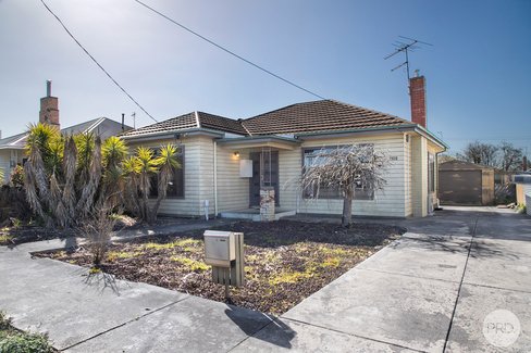1102 Norman Street, WENDOUREE