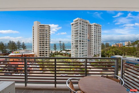 1102/1 OCEAN Street, BURLEIGH HEADS QLD 4220