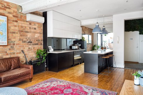1 108 Smith  Street Collingwood 3066