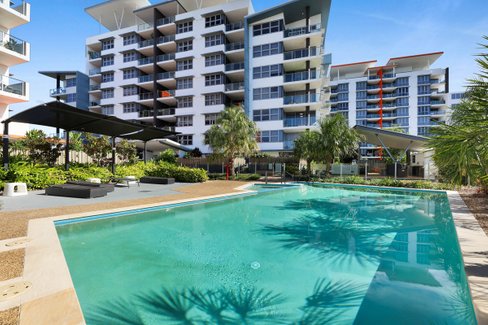 1108/42 Laver Drive, Robina QLD 4226