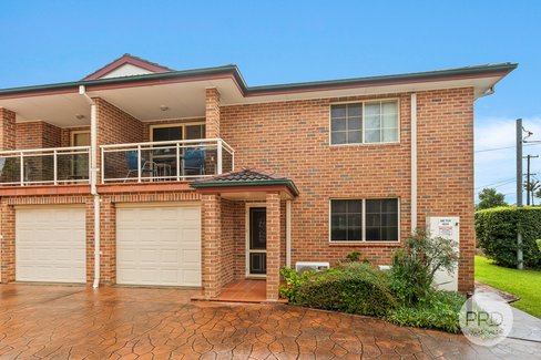 1/109A Bassett Street, HURSTVILLE NSW 2220