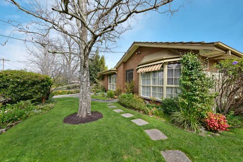 1/11 Gordon Street Mont Albert 3127