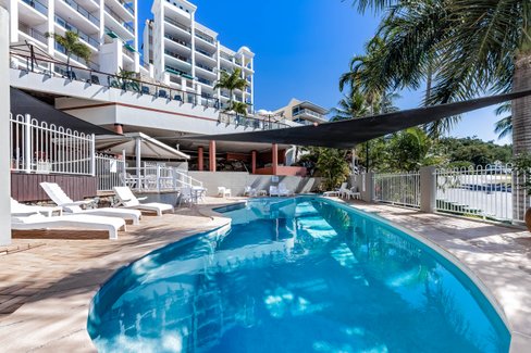 11/1 Hermitage Drive, AIRLIE BEACH QLD 4802