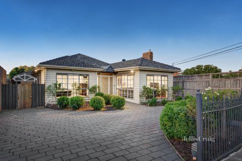 111 Parkmore Road Bentleigh East 3165