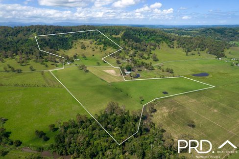 111 Spring Grove Road, CANIABA NSW 2480