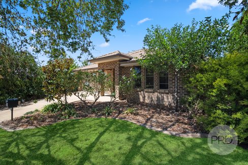 111 Whitebox Circuit, THURGOONA NSW 2640