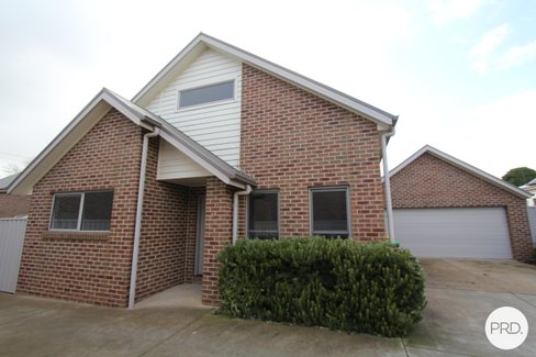 1/110 Brougham Street, SOLDIERS HILL VIC 3350