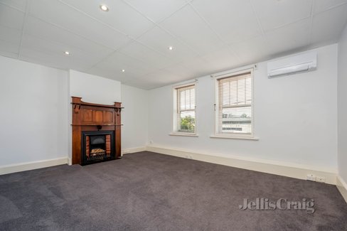 1/1123 Toorak Rd  Camberwell 3124