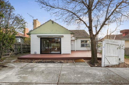 1 117 Station Street Burwood 3125