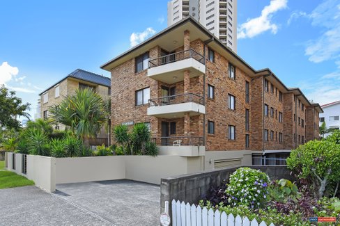 11/1925 Gold Coast Highway, BURLEIGH HEADS QLD 4220