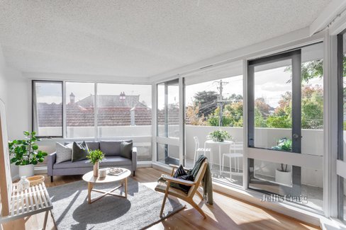 11 197 Canterbury Road St Kilda West 3182