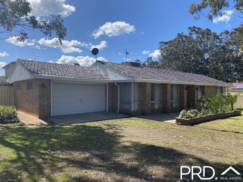 112 Belmont Road, GLENFIELD NSW 2167