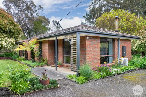 112 Melbourne Road, CRESWICK VIC 3363