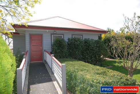 112 Molonglo Street, BUNGENDORE NSW 2621