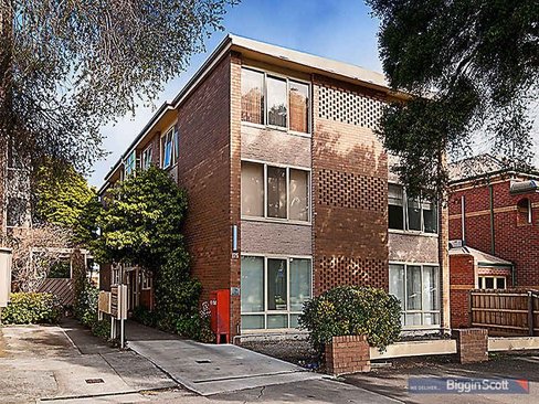 1 125 Ferguson Street Williamstown 3016