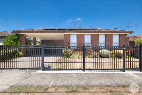 1127 Norman Street, WENDOUREE VIC 3355