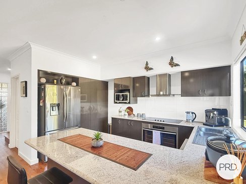 112b Bajamalu Drive, BAYNTON WA 6714