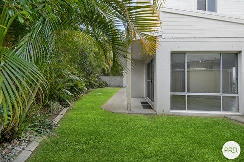 11/3-15 Lennox Circuit, POTTSVILLE NSW 2489