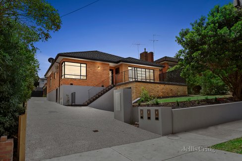 1/13 Banyule Road Rosanna 3084