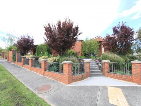 113 Canadian Lakes Boulevard Canadian 3350