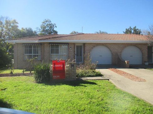 1/13 Illoura Street, TAMWORTH NSW 2340