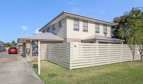 1/13 Jowett Street, COOMERA QLD 4209