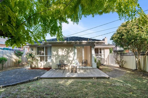 1 13 Milloo Crescent Mount Waverley 3149