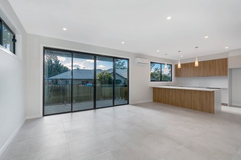 1/13 Robert Street, MUDGEERABA QLD 4213