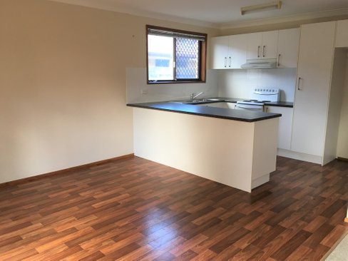 1/13 Shrike Court, BURLEIGH WATERS QLD 4220