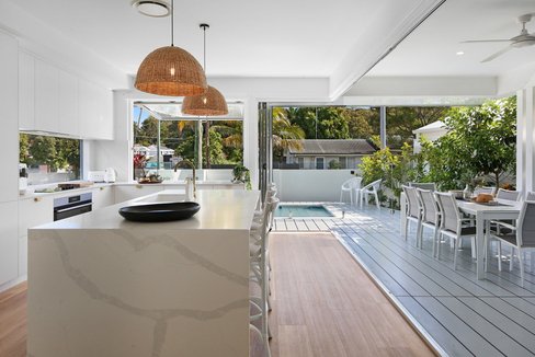 1/13 Tabilban Street, Burleigh Heads QLD 4220