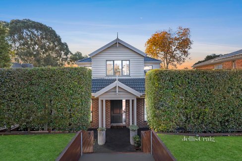 1 13 White Street Mount Waverley 3149