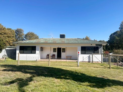 113 Winton Street, TUMBARUMBA NSW 2653