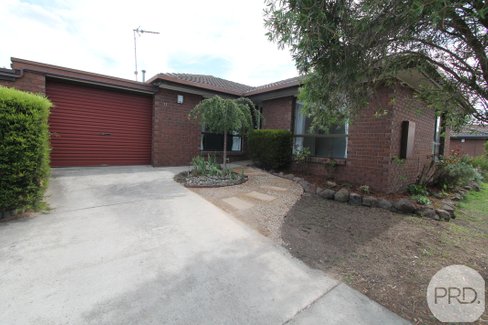 11/316 Lal Lal Street, CANADIAN VIC 3350