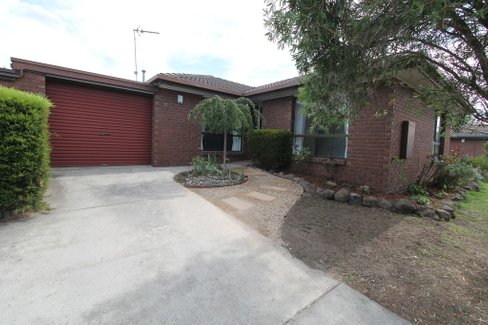 11/316 Lal Lal Street, CANADIAN VIC 3350