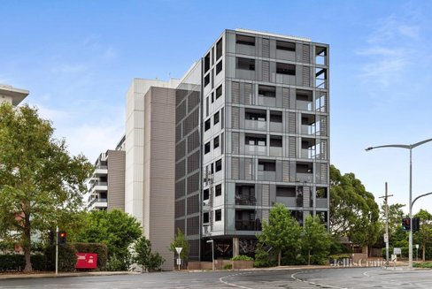 113/5 Sovereign Point Court Doncaster 3108