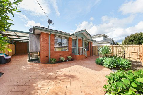 1/139 Waverley Road Chadstone 3148