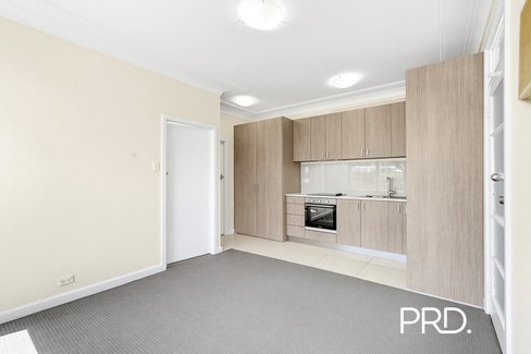 1/14 Fulton Street, Penrith NSW 2750