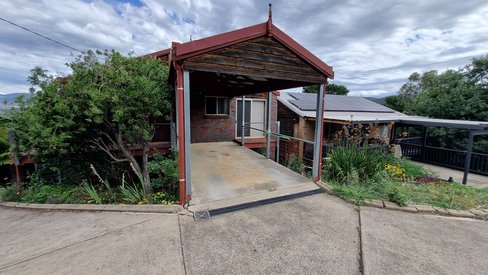 114 Howick St, TUMUT NSW 2720