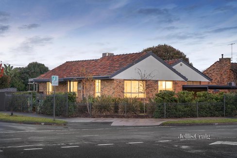 114 Oriel Road Bellfield 3081