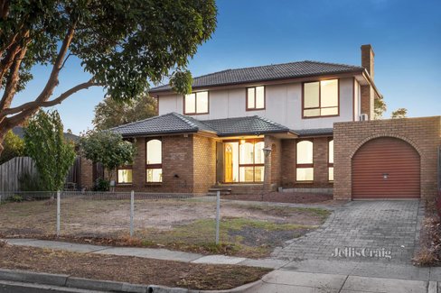 114 Rawdon Hill Drive Dandenong North 3175